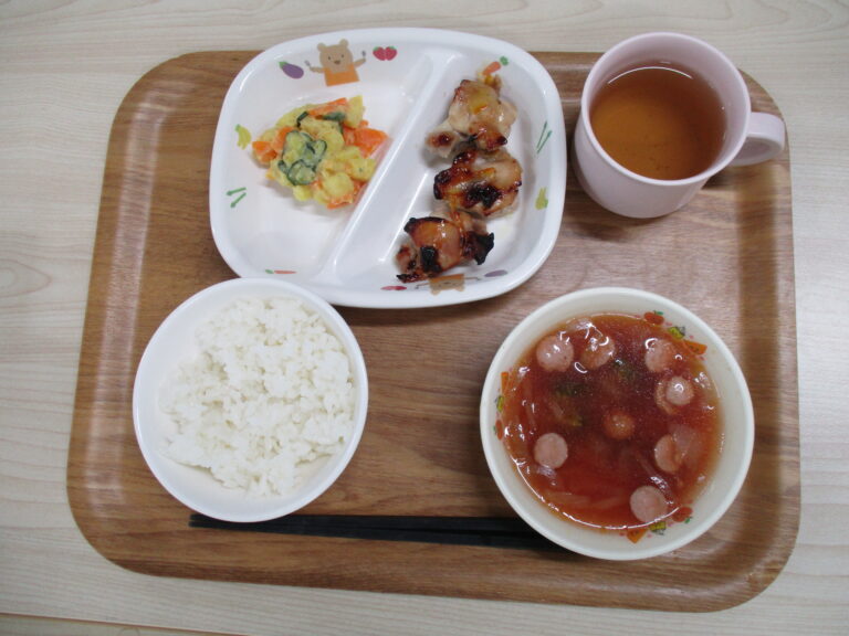 4月28日(月)の給食