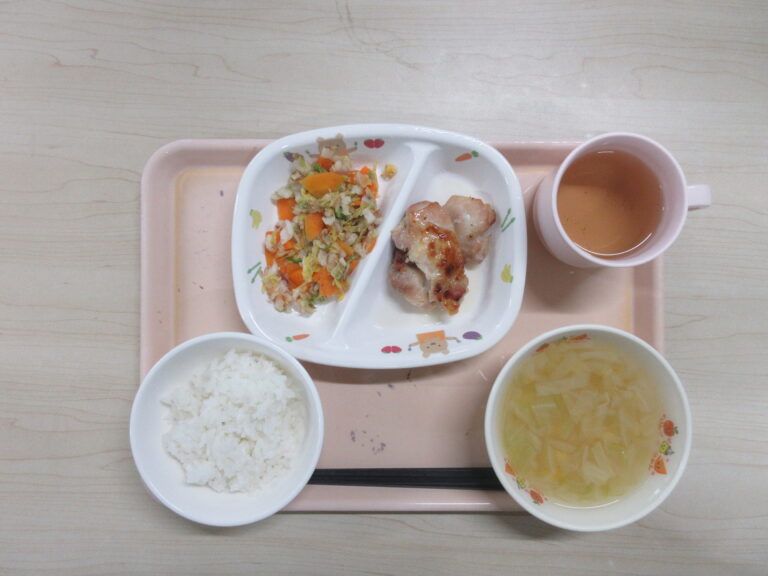 8月4日(月)の給食
