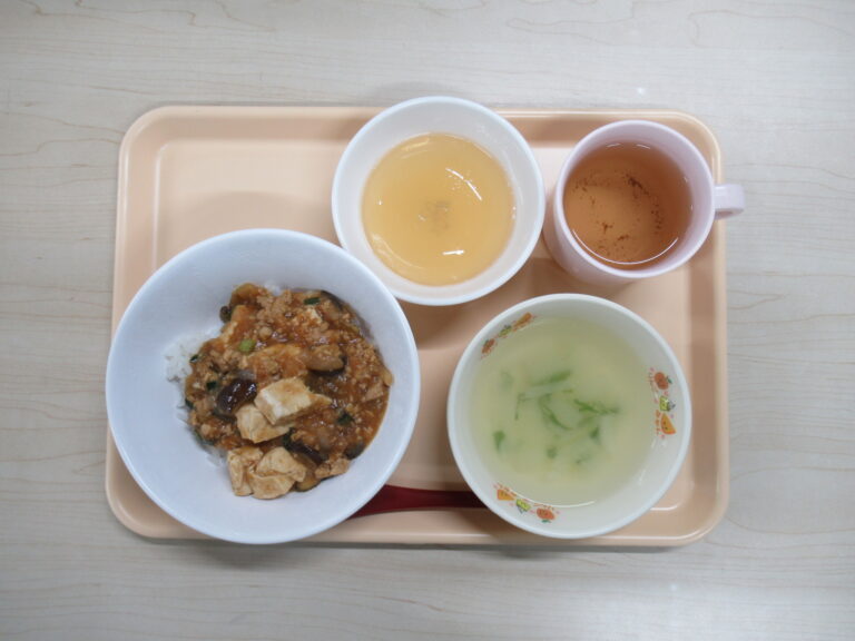 8月12日(火)の給食