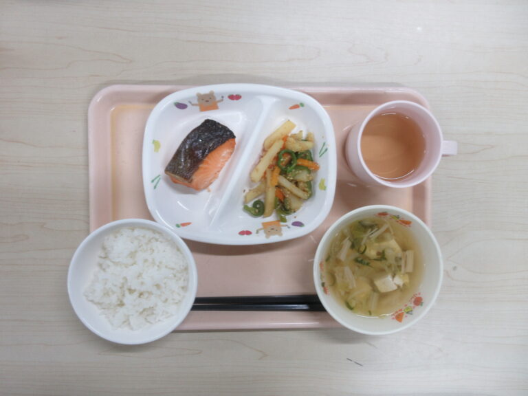 9月1日(月)の給食