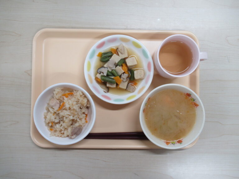 9月25日((木))の給食