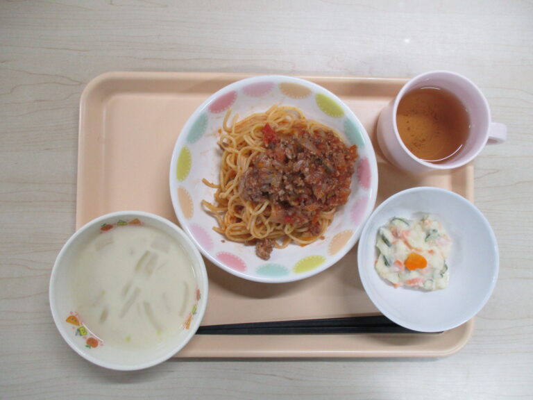 ４月24日(金)の給食