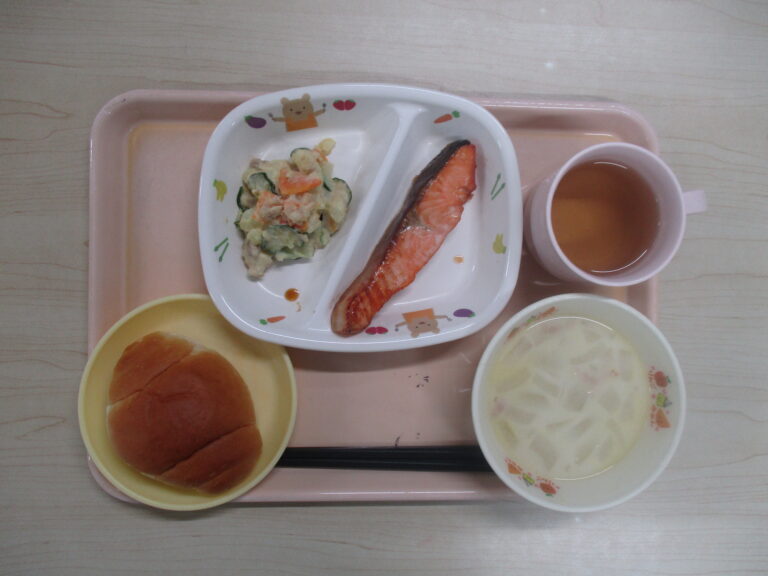 8月6日(木)の給食