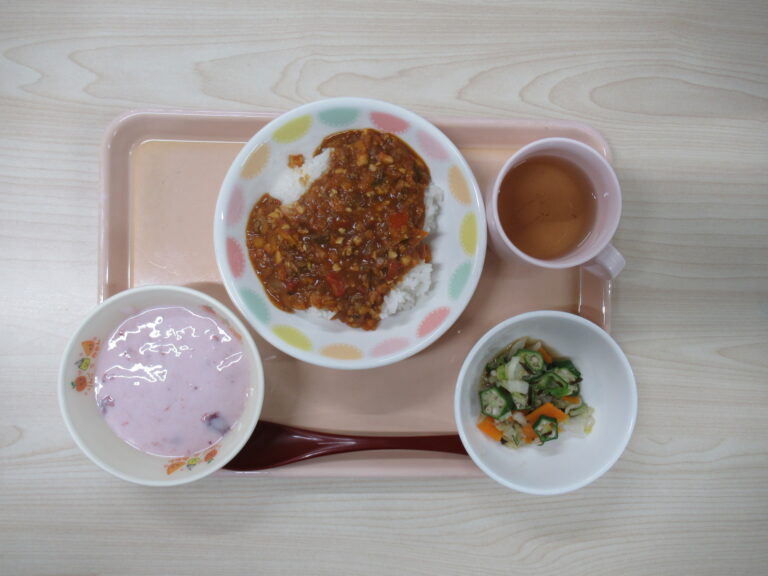 8月7日(金)の給食