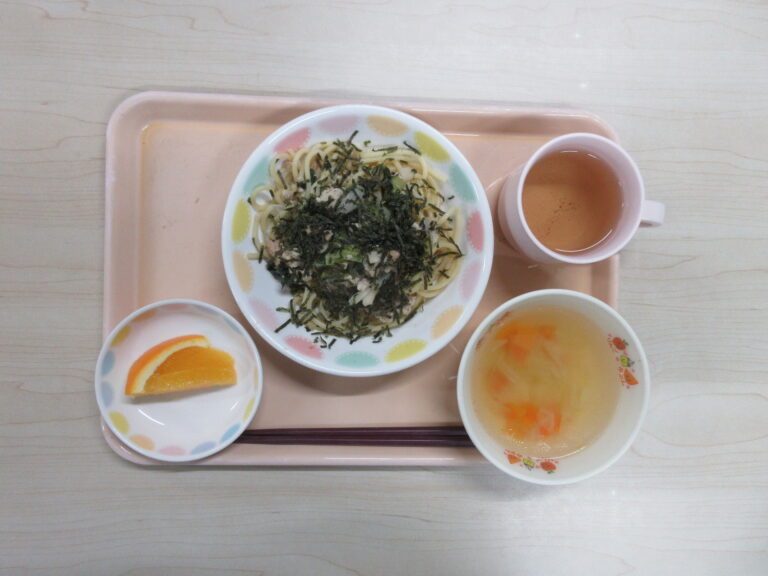 8月27日(木)の給食
