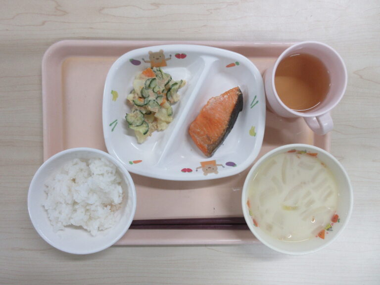 8月31日(月)の給食