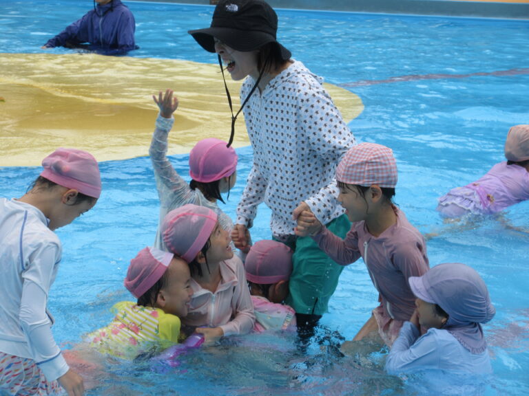くじら組~5歳児～片山市民プール