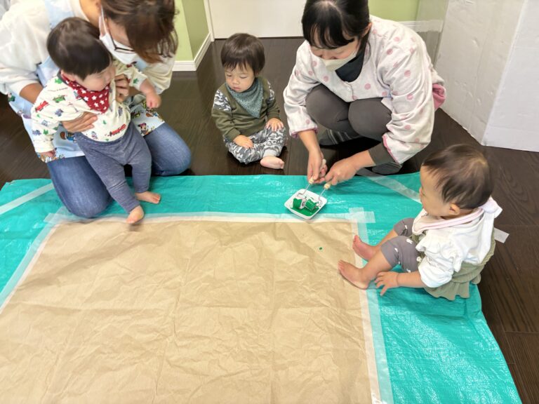 ぺたぺた、ぬりぬり～①