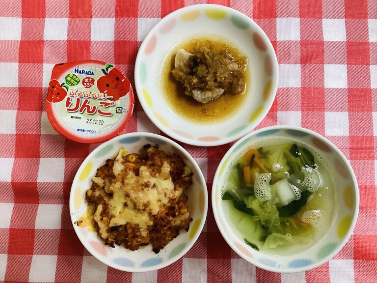 スペシャルメニュー<br />
誕生会の日や、七夕、ひなまつりなど年中行事、イベントを彩る楽しいメニューも提供されます。