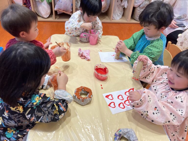 ❤️バレンタイン制作❤️（かぜ組2歳児）