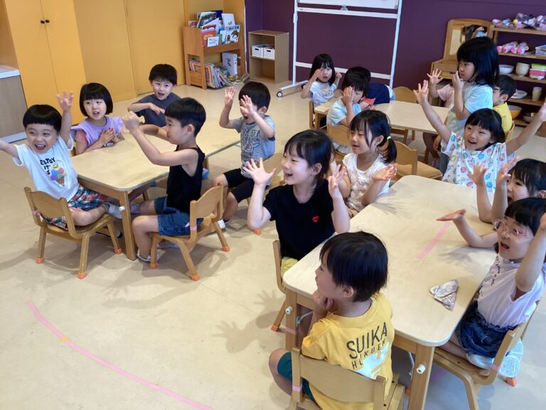 〇〇○で実験中🫧🍹（４歳児そら組）