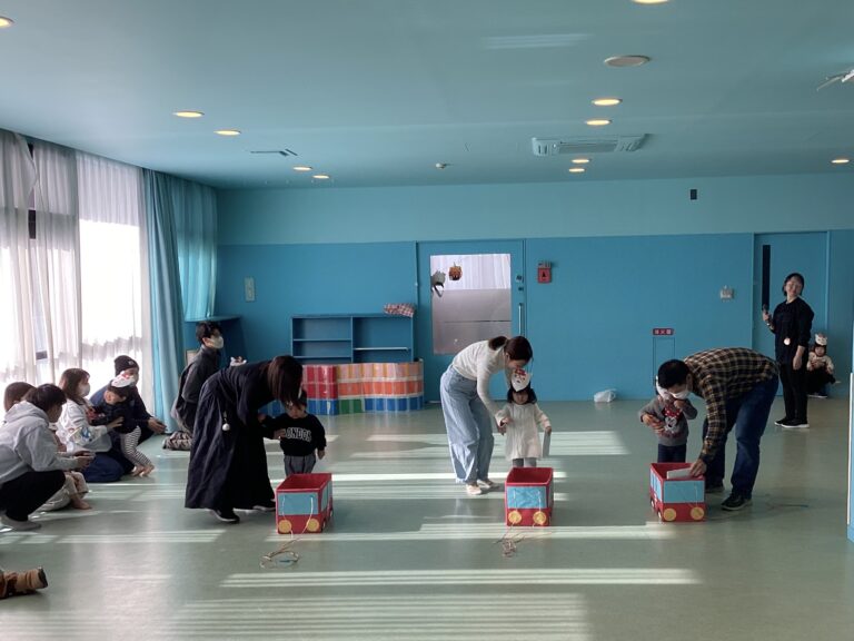 親子であそぼう♬（0.1.2歳児）