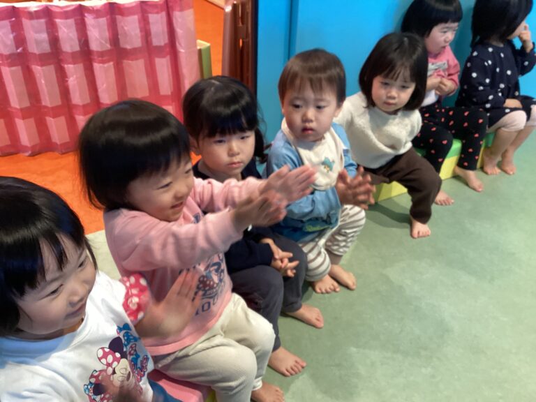 お友だち大好き❤️（2歳児かぜ組）