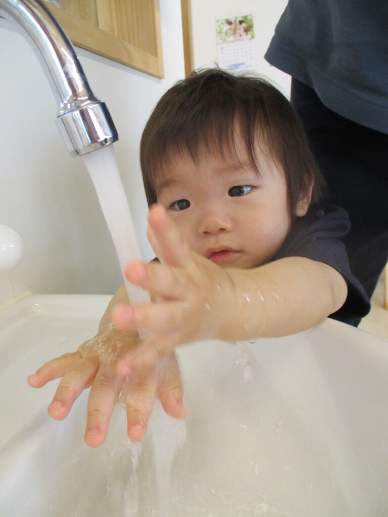 赤ちゃんの手洗い？！