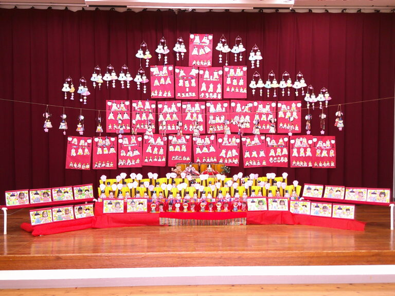 3月　お誕生会＆ひな祭り会