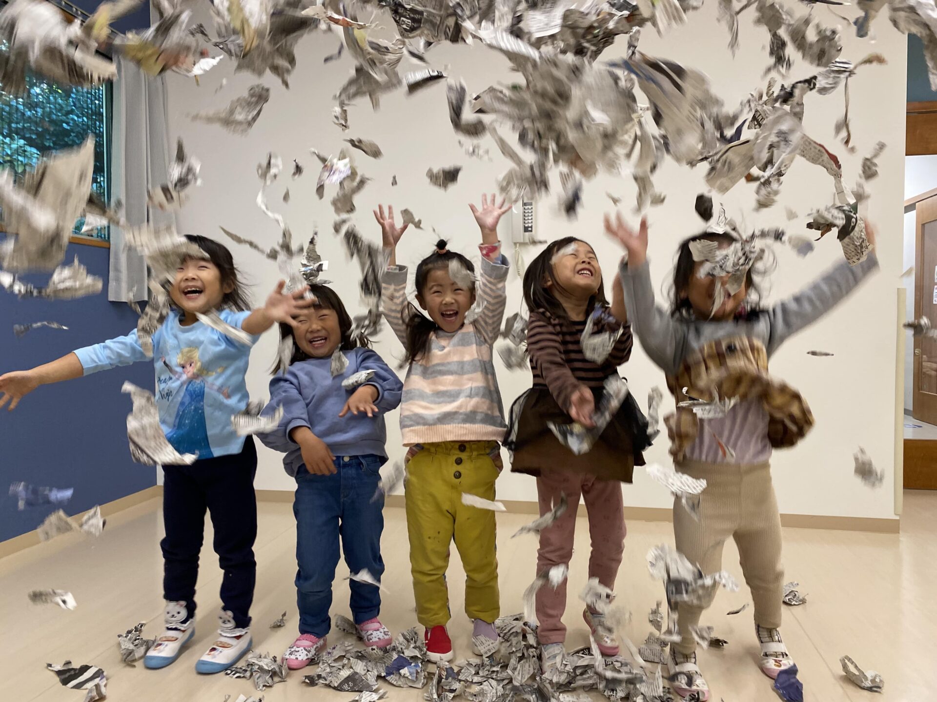 資料ダウンロード