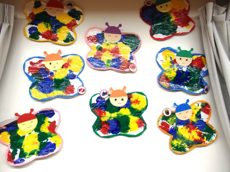 チョウチョになった!!(1歳児)