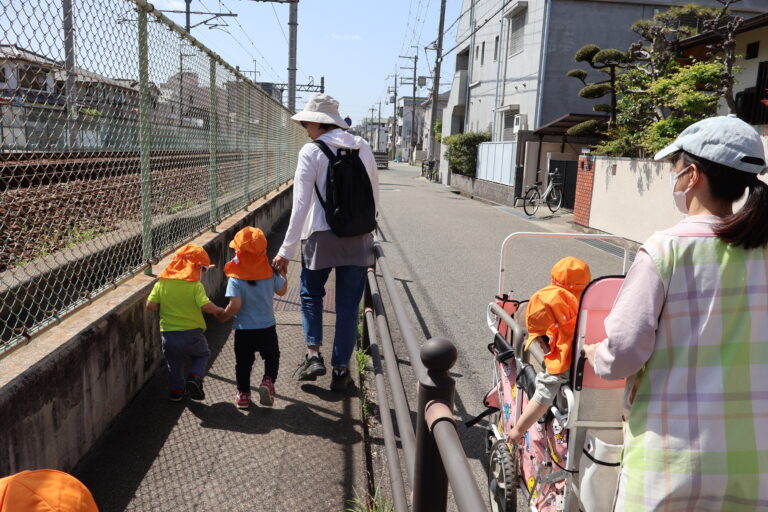 おさんぽにいったよ(１歳児)