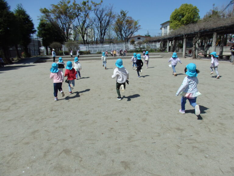 公園で春探し♬(4・5・歳児)