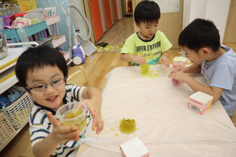 ぷるぷるゼリーの出来上がり(4歳児）