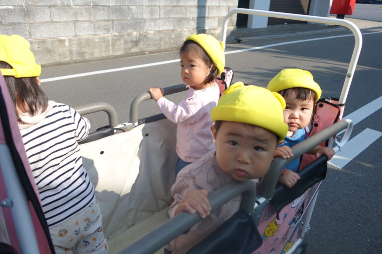 お散歩日和♪(０歳児)