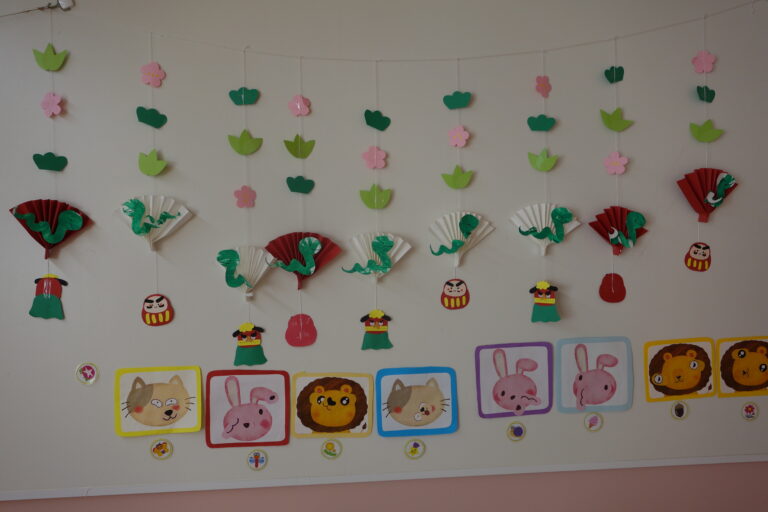 お正月遊び（０歳児）