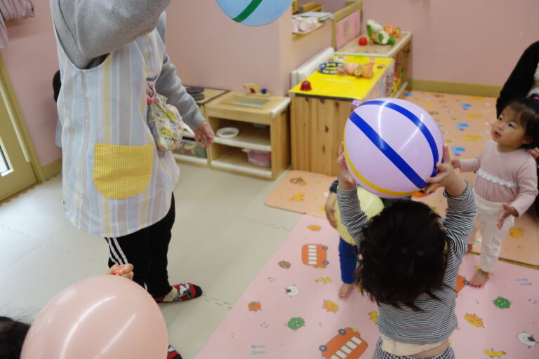 風船が跳ねる！？