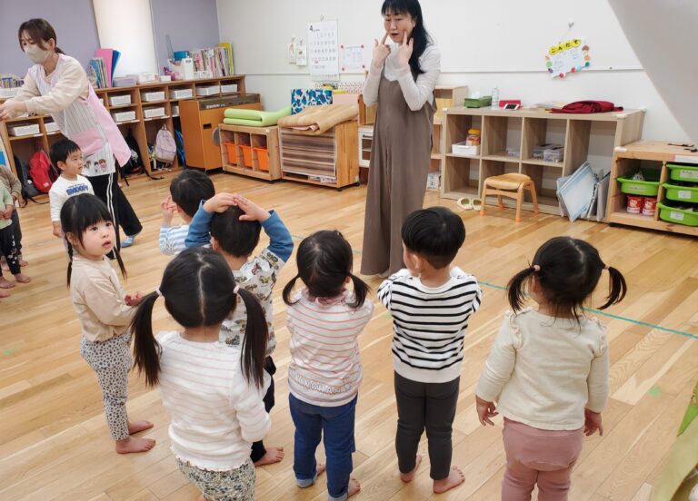 初めてのレッスン♪(2歳児)