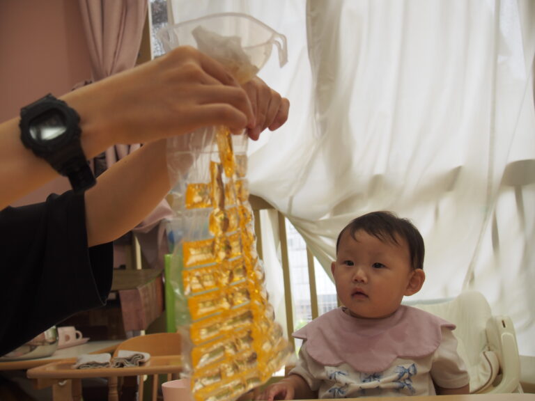 色水&感触遊び（0歳児）