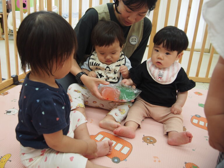 冷たいって気持ちいい（0歳児）