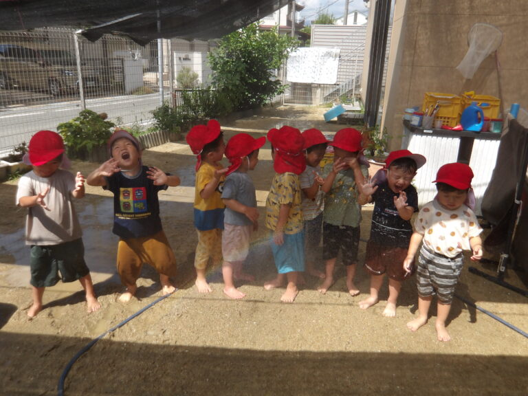 水遊び、色々（３歳児）