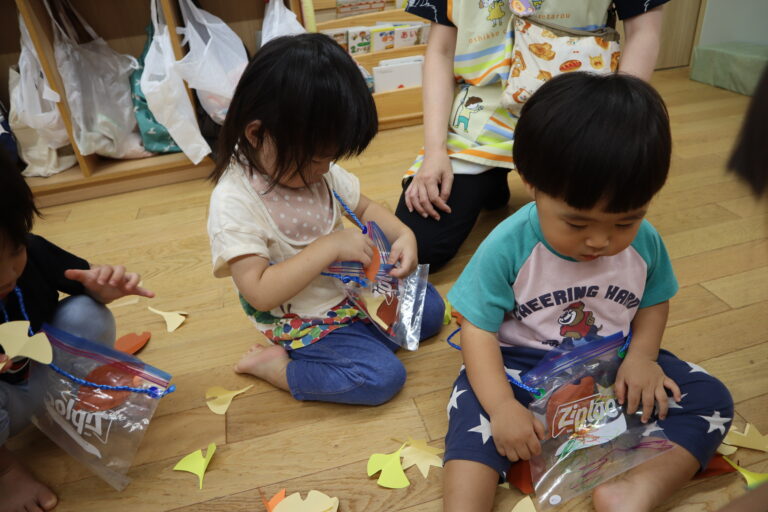 秋を探しに行こう！（１歳児）