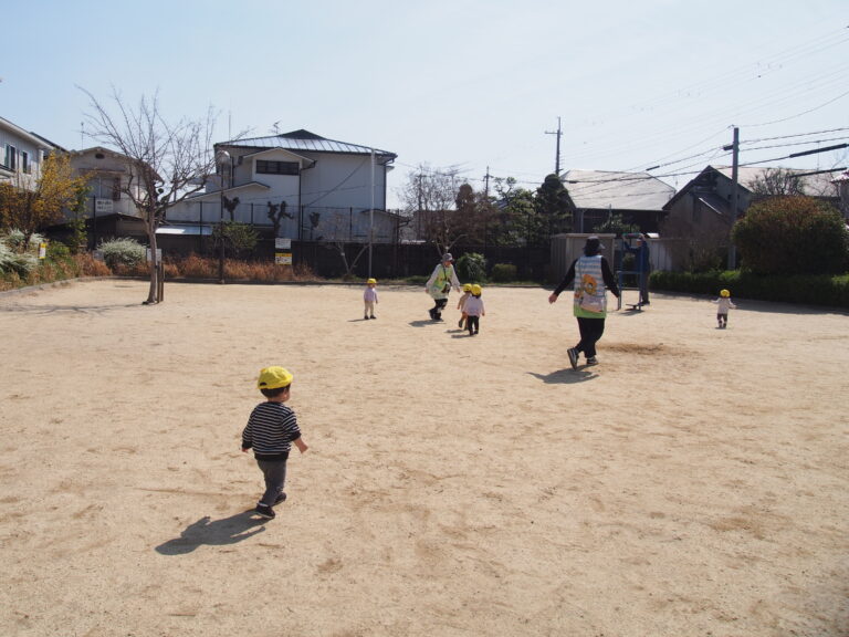もう春ですね（0歳児）