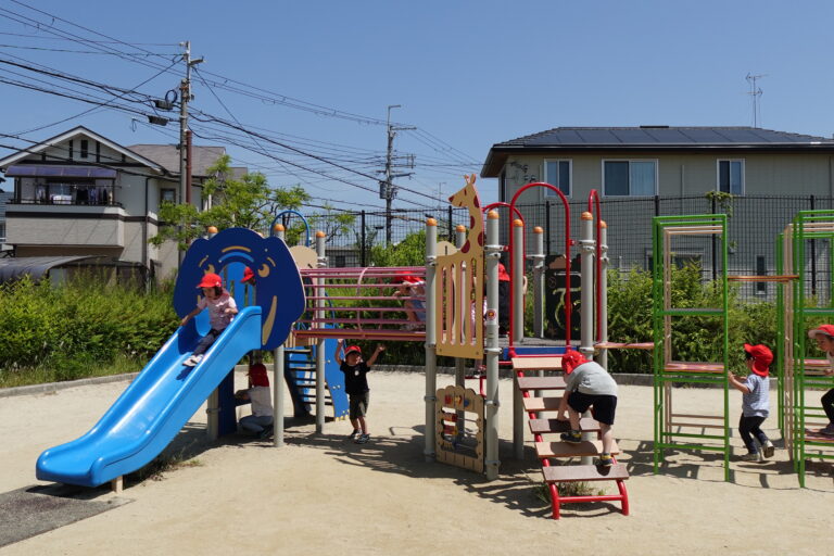 大好きな新伊丹公園で（4歳児）
